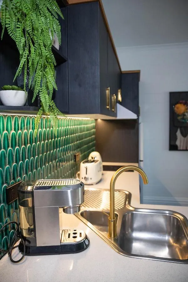 Apartment Noir-Luxe In Port Douglas, Newly Renovated May 2023
